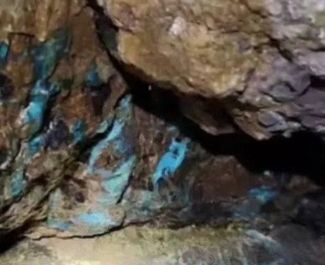 Tambang Batu Bacan Desa Doko